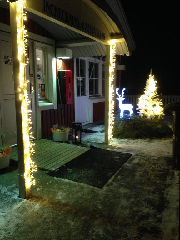 Sikfors Konferens&Fritidsby Hotel Vargbacken Bagian luar foto