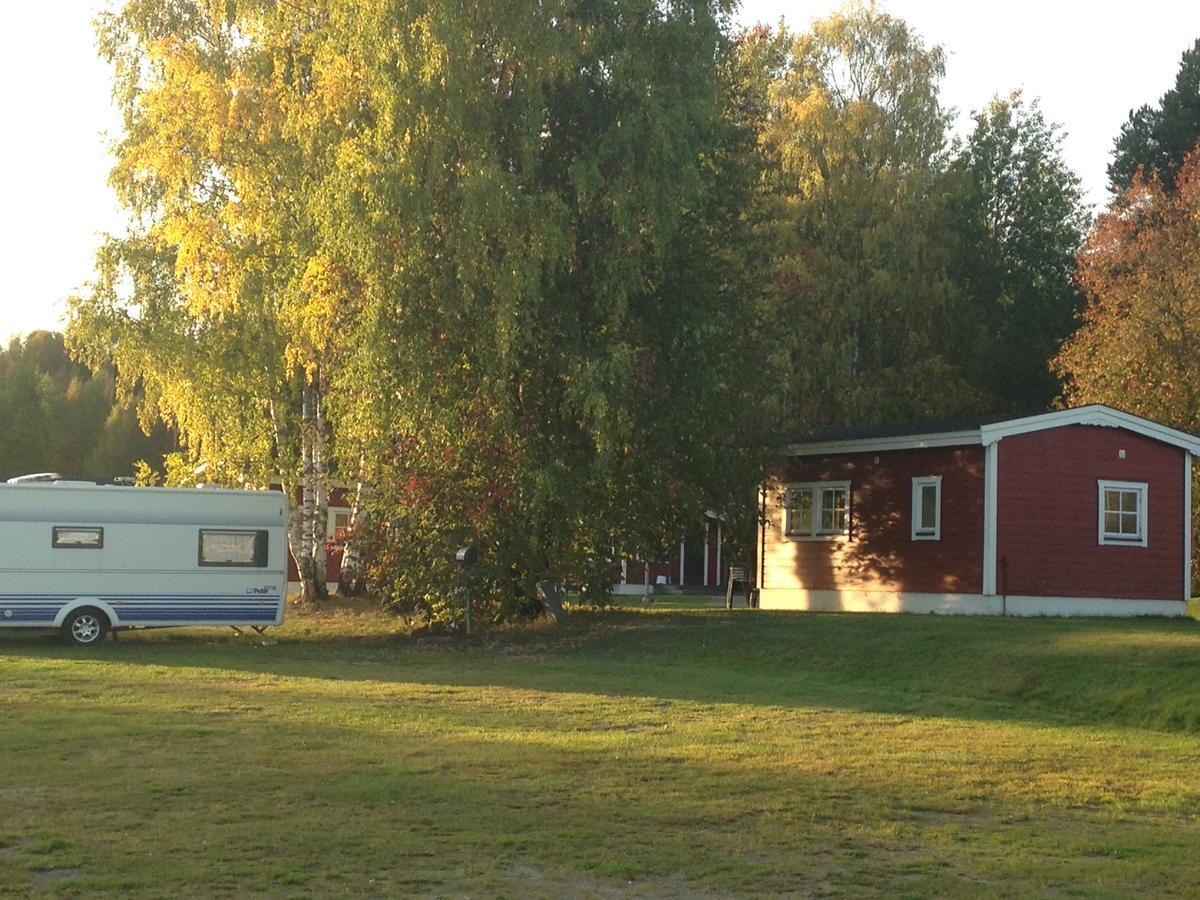 Sikfors Konferens&Fritidsby Hotel Vargbacken Bagian luar foto