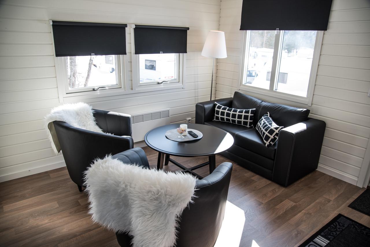 Sikfors Konferens&Fritidsby Hotel Vargbacken Bagian luar foto